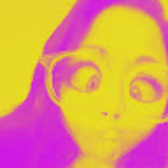 Meet your Posher, Kris - Picture 1 of 1